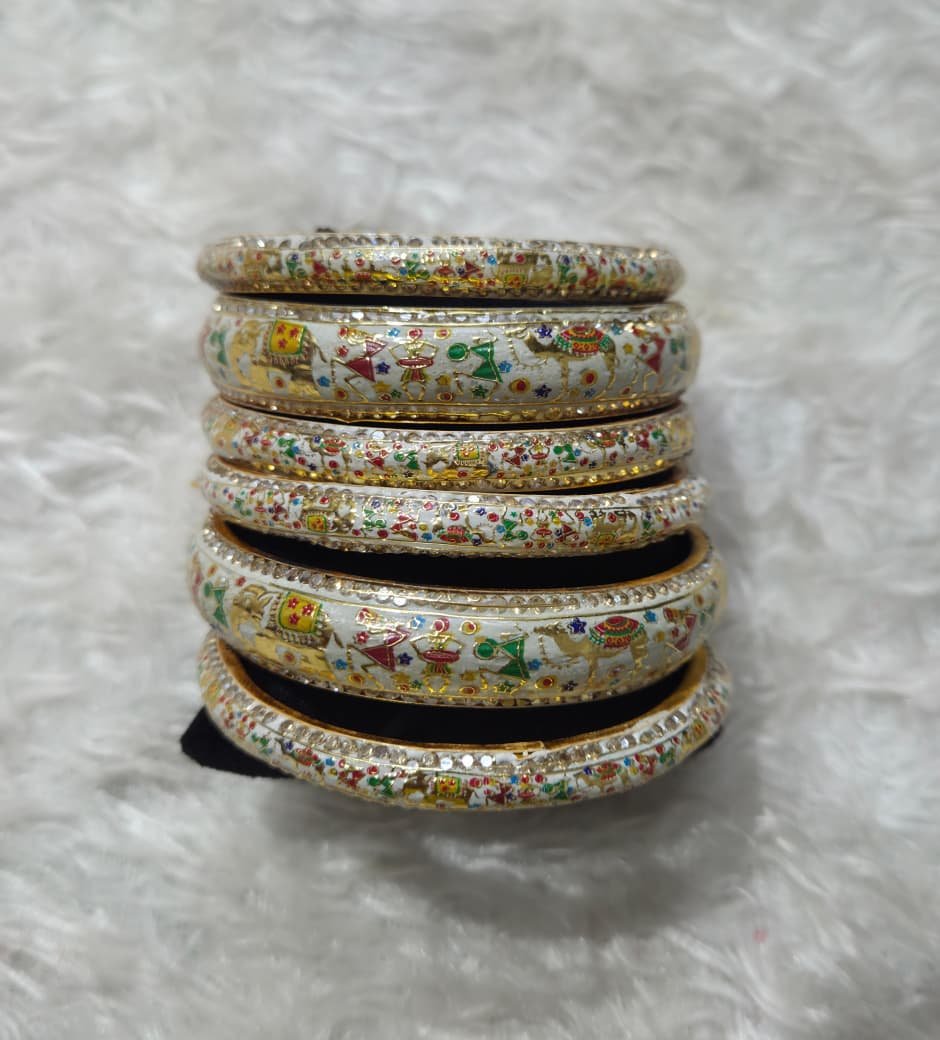 Rajwadi Bangles Set image 3